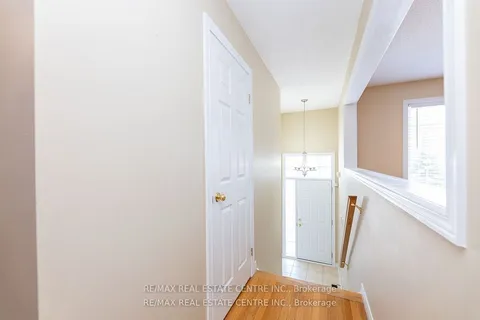 2280 Baronwood Drive, ON L6M 5J8