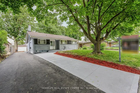 16 Gordon Drive, ON L6Y 2A7