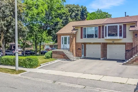 2 Rushmore Crescent, ON L6Z 1R2