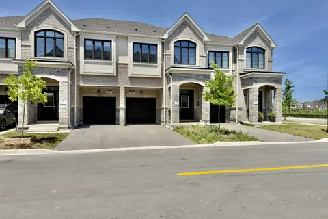 373 Twinflower Place, ON L9E 1T2
