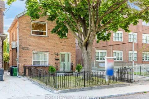 150 Edwin Avenue, ON M6P 3Z9