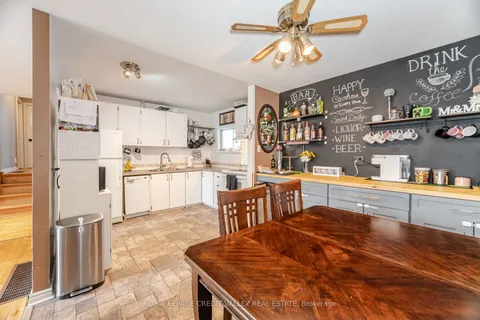 25 Huntingwood Crescent, ON L6S 1S5