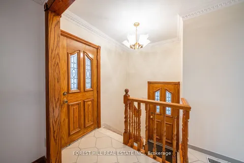 541 Glen Park Avenue, ON M6B 2G2