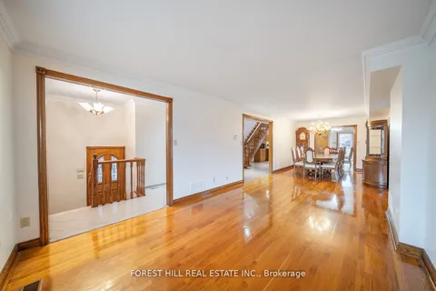 541 Glen Park Avenue, ON M6B 2G2