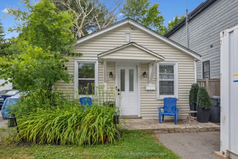 179 Angelene Street, ON L5G 1X1