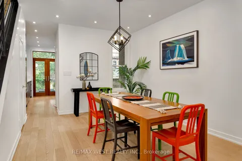 21 Cowan Avenue, ON M6K 2N1