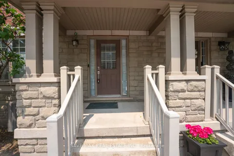 623 Maude Common, ON L7L 0C7