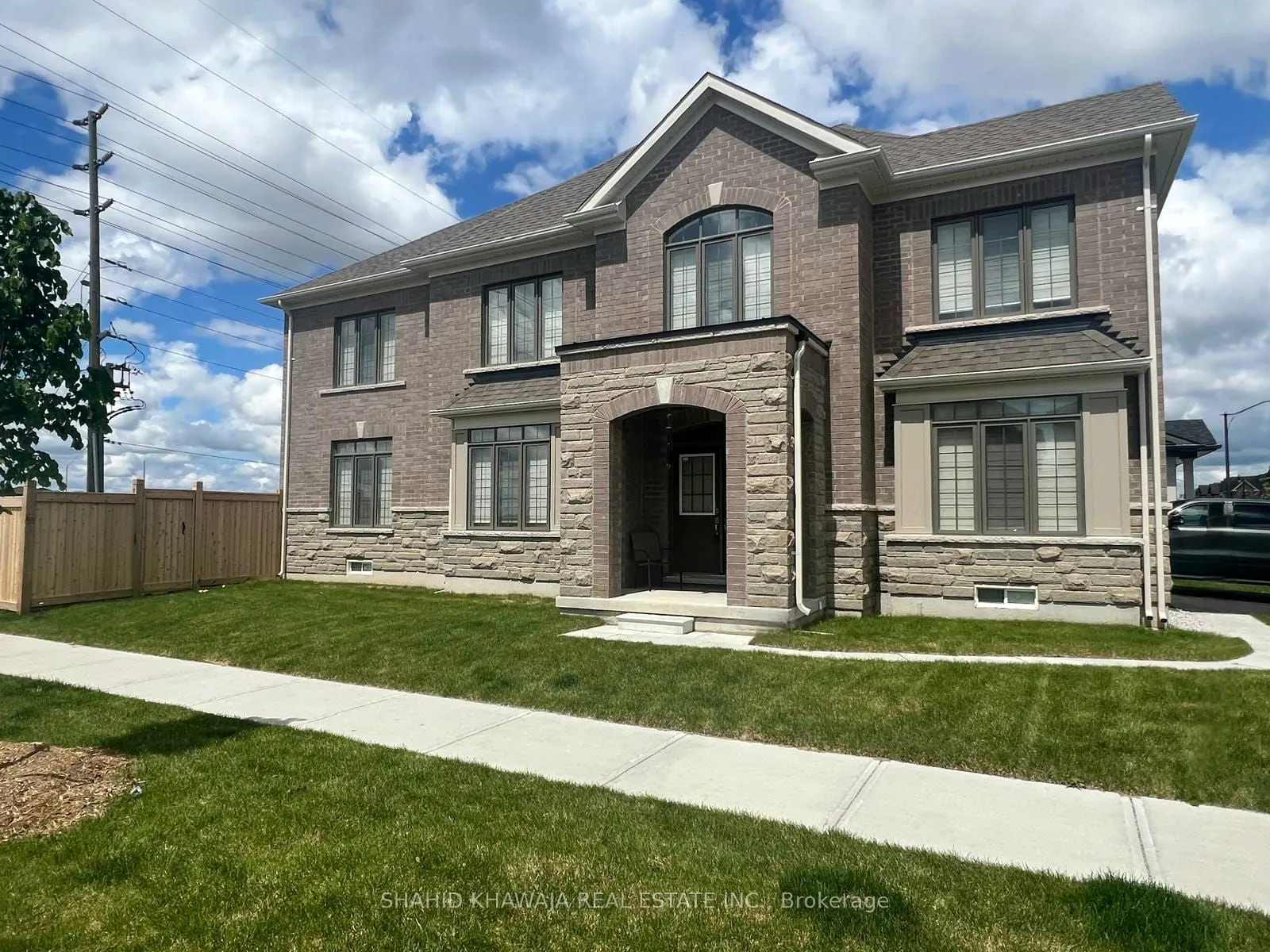322 Valleyway Drive, ON L6X 0K7