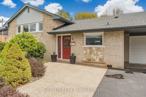 3 Ellesboro Drive, ON L5N 1B9