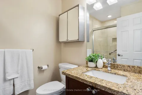 258 Malick Street, ON L9T 5X1