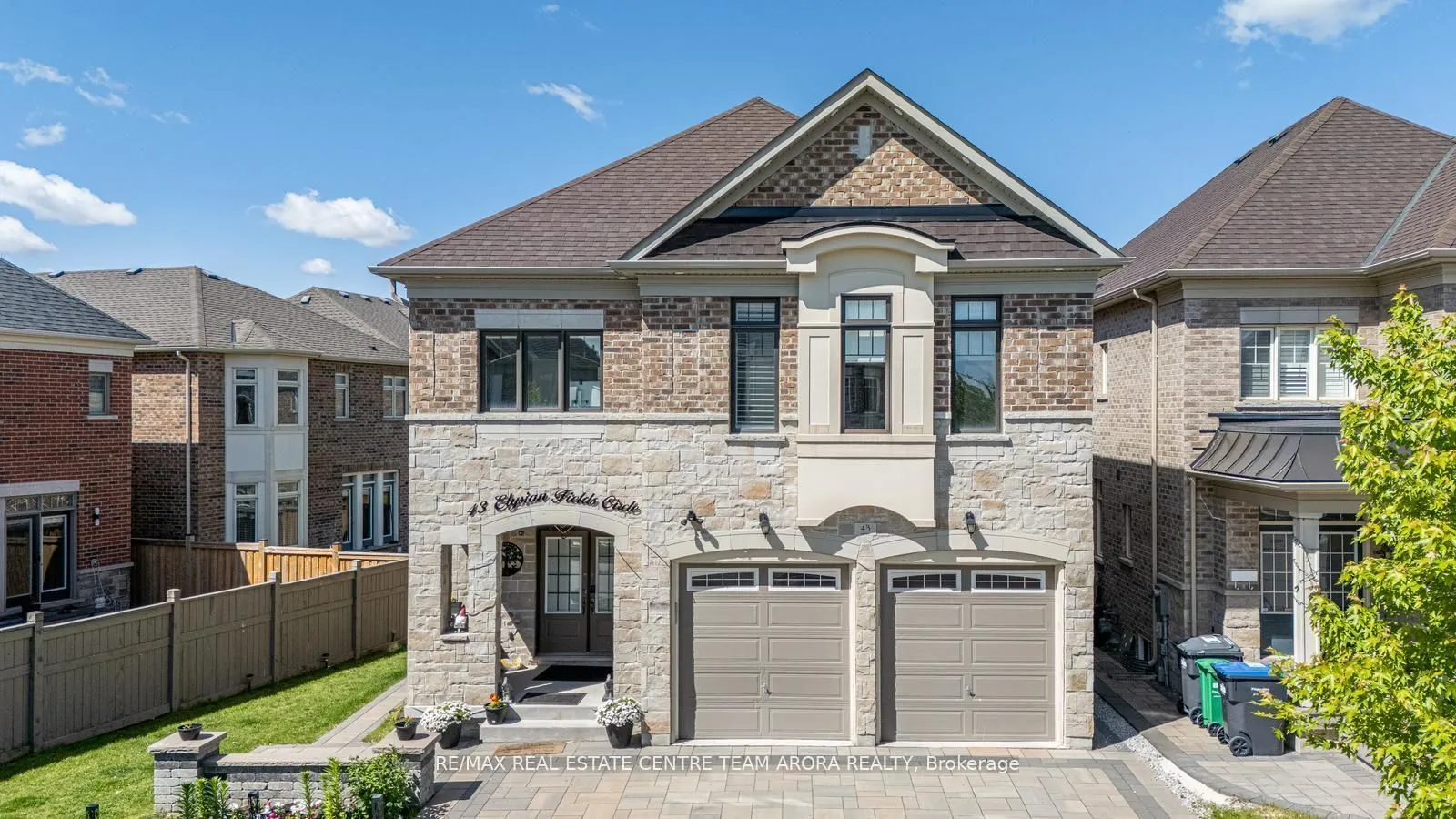 43 Elysian Fields Circle, ON L6Y 6E8