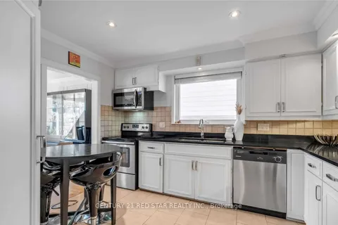 1741 Pickmere Court, ON L4X 1Z3