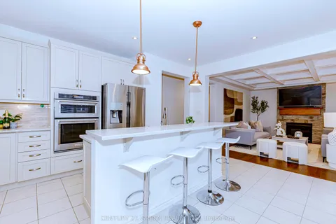 281 Chilver Heights, ON L9E 1E1