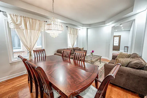 14 Dovehaven Crescent, ON L6P 2H7