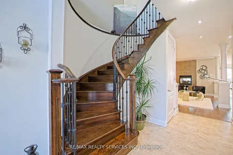 93 Bear Run Road, ON L6X 2Z9
