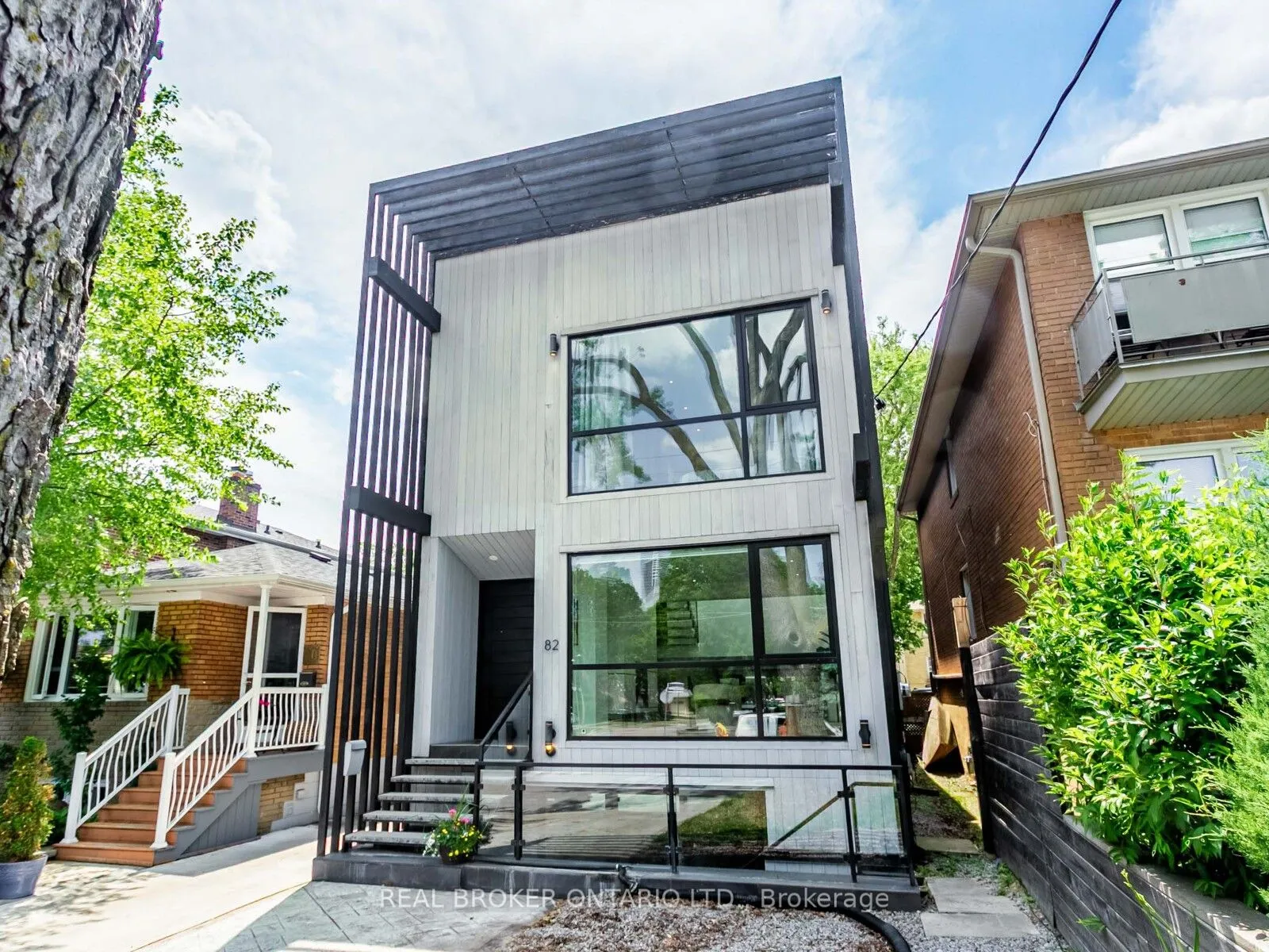 82 Burlington Street, ON M8V 2L2