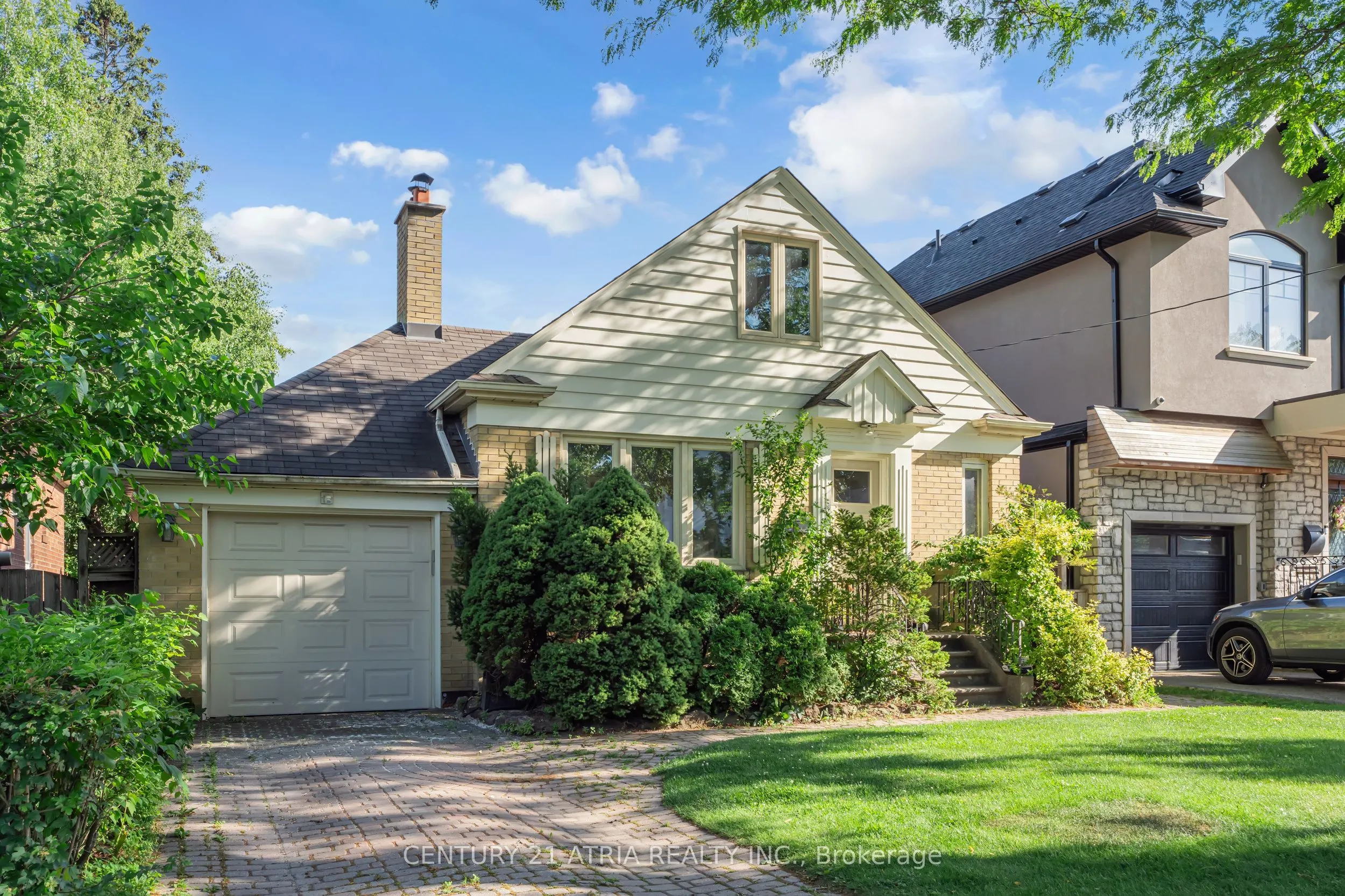 13 Sunnydale Drive, ON M8Y 2J2