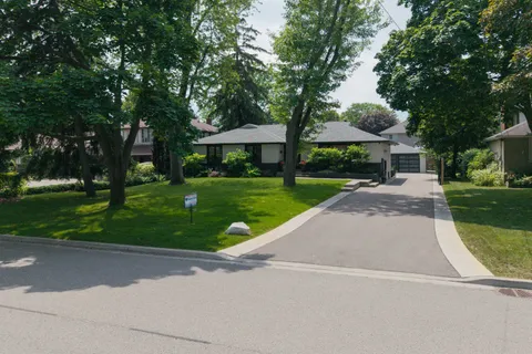 92 Warwood Road, ON M9B 5B7