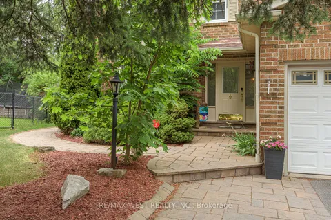 12 Barr Crescent, ON L6Z 3C3