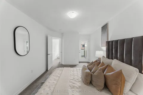 85 Melmar Street, ON L7A 5K8