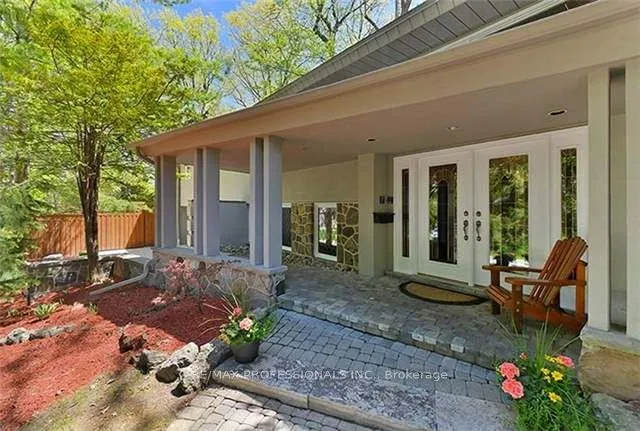 11 Ripplewood Road, ON M9A 3H8