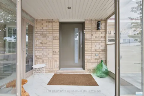 365 Brisdale Drive, ON L7A 3M6