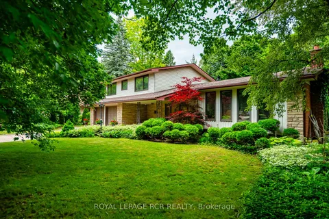 31 Forest Park Road, ON L9W 1A1