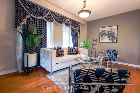 3073 Bentley Drive, ON L5M 6W3