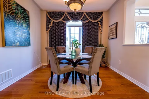 3073 Bentley Drive, ON L5M 6W3