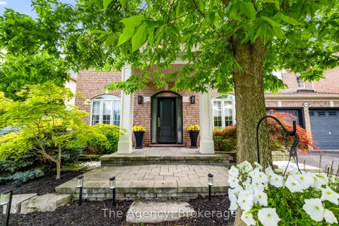 2366 Valleyridge Drive, ON L6M 5C3