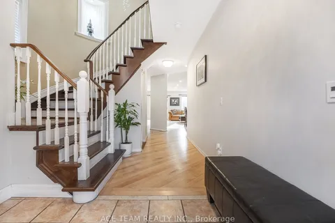 147 Hanton Crescent, ON L7E 2C8