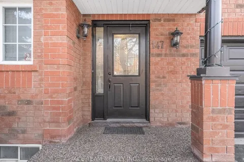 147 Hanton Crescent, ON L7E 2C8