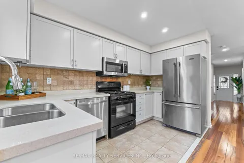 91 Crystal Glen Crescent, ON L6X 0K8