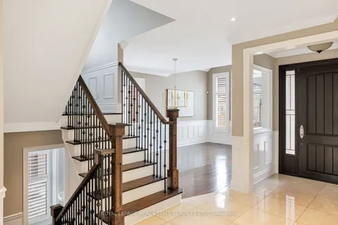 2225 Glazebrook Circle, ON L6M 5B5