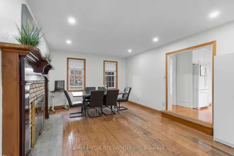 1681 Vaughan Drive, ON L7K 1C4