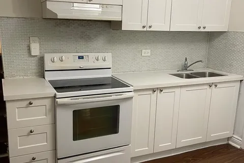 140 Weybridge Trail, ON L6V 3W2