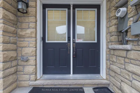 11 Hoover Road, ON L7A 4L2