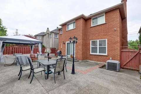 4705 Rathkeale Road, ON L5V 1J8