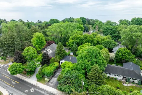 4312 Lakeshore Road, ON L7L 1A8