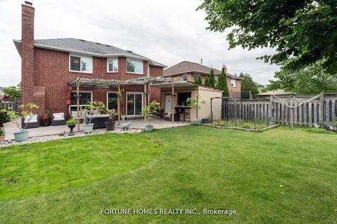 14 Shadywood Road, ON L6Z 4M6