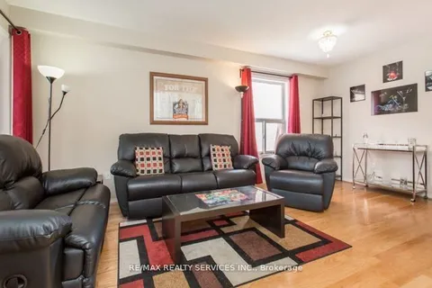 7067 Frontier Ridge, ON L5N 7R6