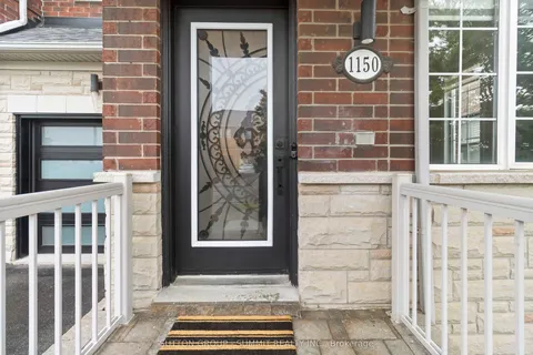 1150 Charlton Way, ON L9T 5Y8