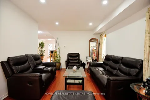 19 Briardale Road, ON L7A 1S4