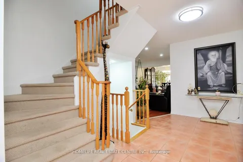 19 Briardale Road, ON L7A 1S4