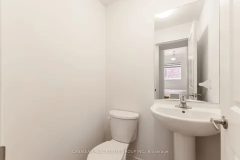 182 Thornbush Boulevard, ON L7A 0G4