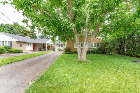 27 Sora Drive, ON L5M 1B3