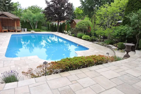 2917 Coulson Court, ON L5M 5S8