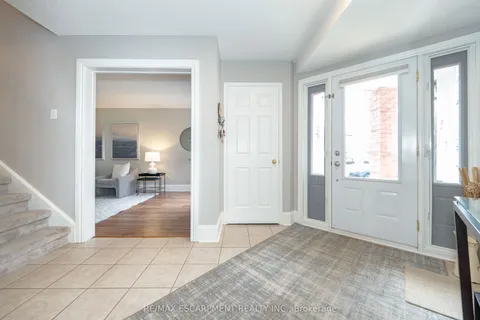 2485 Newport Street, ON L7M 3X7