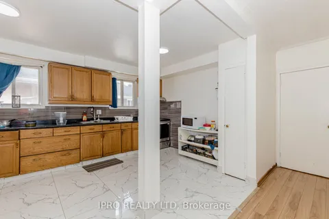 3761 Morning Star Drive, ON L4T 1Y6