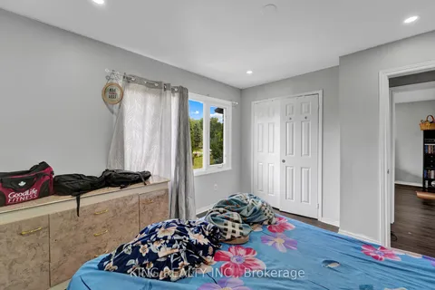 24 Vogue Crescent, ON L6Z 4M7